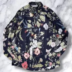 GUCCI ジャンニーニ期 ボタニカル バタフライ 花柄 シェルボタン シャツのサムネイル