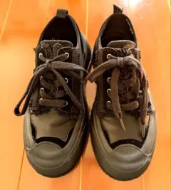 Item thumbnail for item b71d3bda-134f-4ac3-9776-45c5c5168d3e