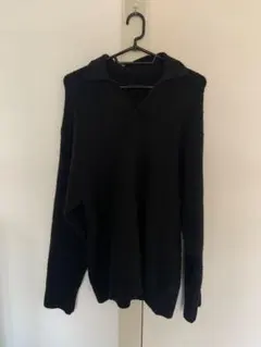 GU 黒 Vネックニットセーター Mサイズ