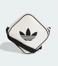 【新品•未使用】アディカラークラシック ダイヤモンドバッグ　ホワイト