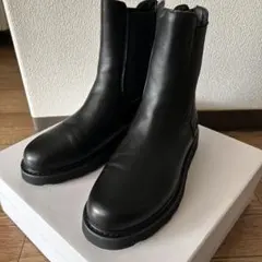 サイドゴアブーツ