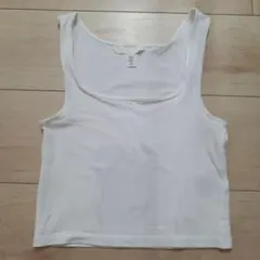 H＆M　スクエアネック　タンクトップ　白のサムネイル