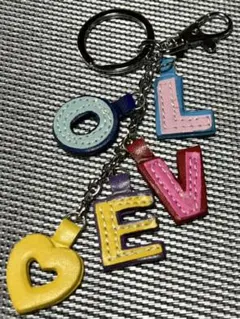 ★新品未使用★キーホルダー/チャーム/キーリング/フック付/レザー【LOVE】