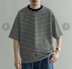 新品 アーバンリサーチ ストレッチボーダーTのサムネイル
