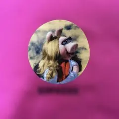 ⭐️Supreme Miss Piggy Tee Fuchsia L