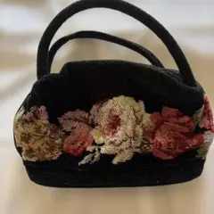 パン・クリエーション PAN CREATION 花柄刺繍のハンドバッグシェニール