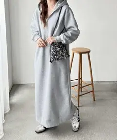 【匿名配送】 GeeRA ハーフジップ裏起毛 スウェット パーカーワンピース