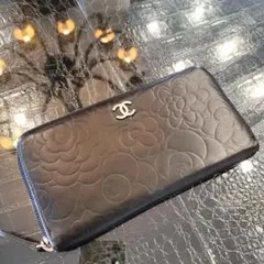 CHANEL 山茶花壓紋長夾 雙色