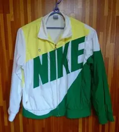 「NIKE ヴィンテージ ウィンドブレーカー XL 香港購入 希少カラー」
