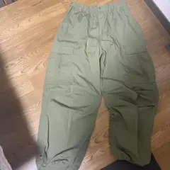 【美品】【人気】【早い者勝ち】カーゴパンツ オリーブ メンズ ミリタリースタイル