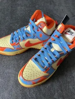 新品 ウィメンズ NIKE スニーカー 22.5cm