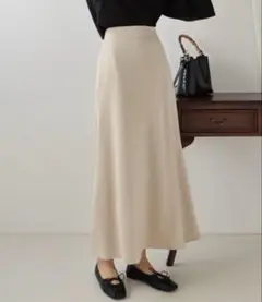 美品　マーメイドサテンロングスカート