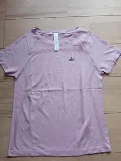 alo yoga ショートスリーブ ALO YOGA グリーン ショートスリーブ トップス Mサイズ - メルカリ