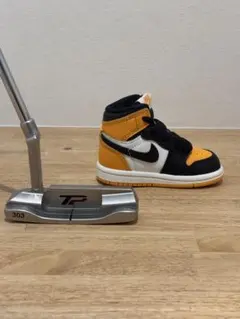 【超超レア・新品タグ付き】NIKE JORDAN 2 ジョーダン パターカバーd 超超レア・新品タグ付き】NIKE JORDAN 2 ジョーダン パター