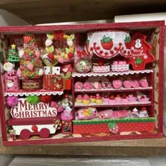 ミニチュア♡いちごスイーツ屋さんのクリスマス♡エコクラフト・ハンドメイド