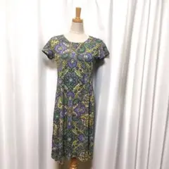 【美品】スポーティフ 総柄 ペイズリー柄 ストレッチ 半袖 ワンピース