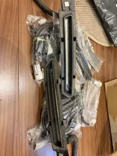 【新品未使用】日産純正 V36 スカイライン Z34 ロッカーカバー 右側 新品未使用】日産純正 V36 スカイライン Z34 ロッカーカバー 右側