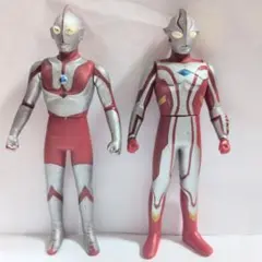 ウルトラヒーローシリーズ　ウルトラマン＆ウルトラマンメビウス　ソフビ　2体セット
