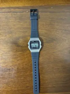 カシオF-91W 稼働品