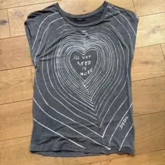 DIESEL ハートグラフィック Tシャツ グレー