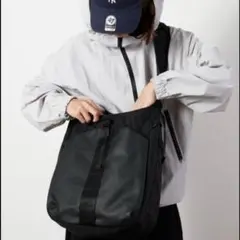 ショルダーバッグ White Mountaineering/×BRIEFING