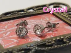 クリスタル付きシルバースタッドピアス　スワロフスキー　一粒ピアス