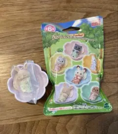 シルバニアファミリー 赤ちゃん&お花のベッドセット くじ　みるくうさぎ