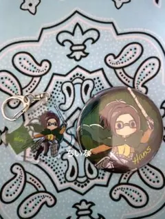 進撃の巨人　グラフアート　リヴァイ班ver.　アクキー　缶バッジ　ハンジ　セット