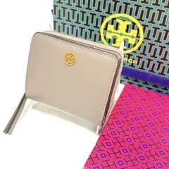 美品☆TORY BURCH 二つ折り財布 グレージュ　ピンク　箱有　トリーバーチのサムネイル