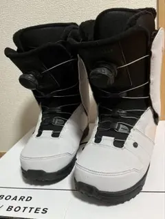 スノーボードブーツ 23