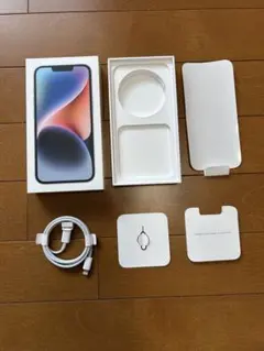 Apple iPhone 13 ホワイト 付属品付き 箱のみ - メルカリ