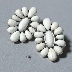 花 ピアス(両耳用)