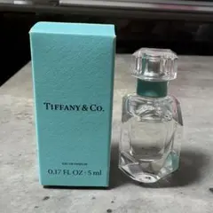 Tiffany & Co. オードパルファム 5ml ミニボトルのサムネイル