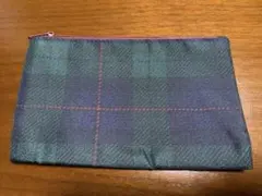 伊勢丹　ブラックウォッチ柄ポーチ　未使用のサムネイル