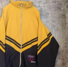 ナイロンジャケット