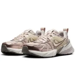 ナイキ V2K ラン ウィメンズシューズ　23.5cm