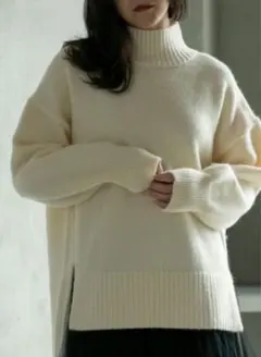 ハイネックワイドシルエットニットのサムネイル