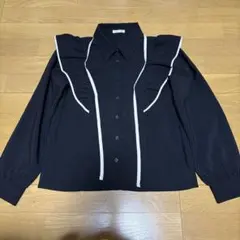フリル付き黒長袖シャツ　Honeys