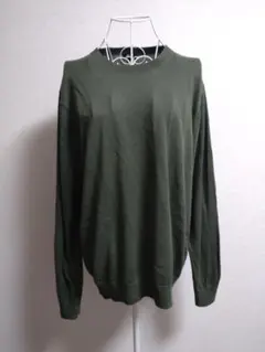 UNIQLOクルーネックニットセーター　L フォロー割り引き有り