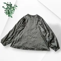 グリーンパークス ノーヴェムナイン サテンショルダータックブラウス グレー F