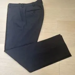 美品 ユニクロ 感動パンツ　ダークグレー w82