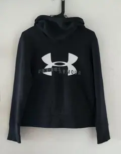 UNDER ARMOUR フード付きパーカー ブラック