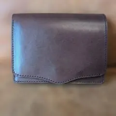 新品・未使用】 LONA Clasp-O card case ブラウニー - メルカリ