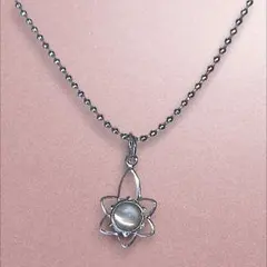 一点物　ムーンストーン　ネックレス　ハンドメイド　シラーあり