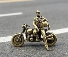 バイクに乗る男 フィギュア ミニチュア 真鍮製 金属工芸