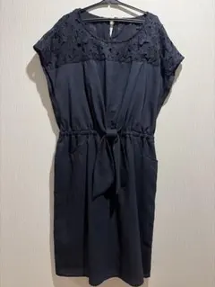 【美品】demainワンピース LLサイズ レース切替 ポケット付き　ゆったりのサムネイル