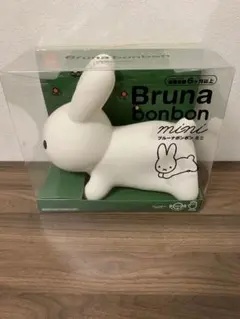 Item thumbnail for item 7bdd9c90-0c35-4522-905c-b9aea4a766fc