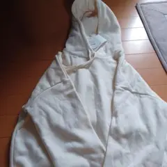 シネマクラブ アイボリー パーカー M