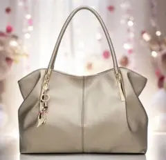 トートバッグ 猫のチャーム付き 合成皮革