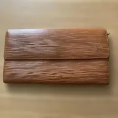 LOUIS VUITTON エピ 長財布 ブラウン